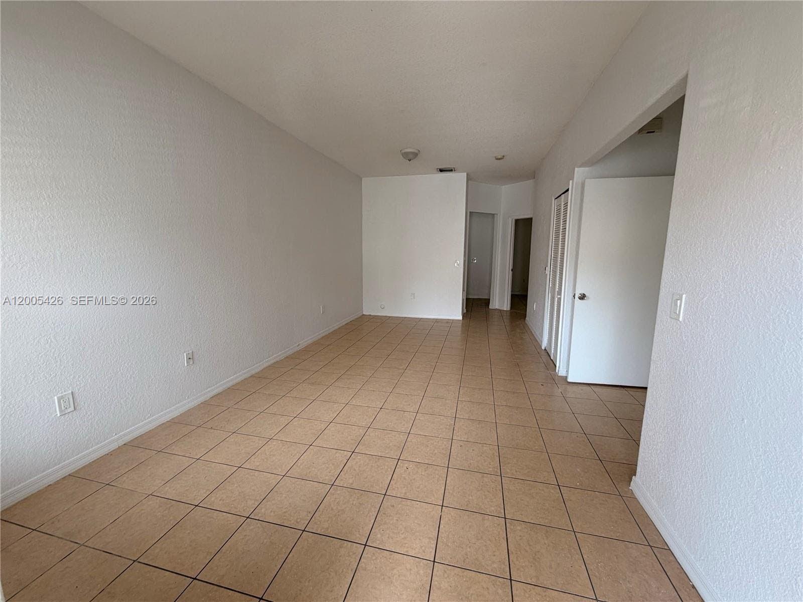 OLD BISCAYNE VILLAS CONDO - Residential