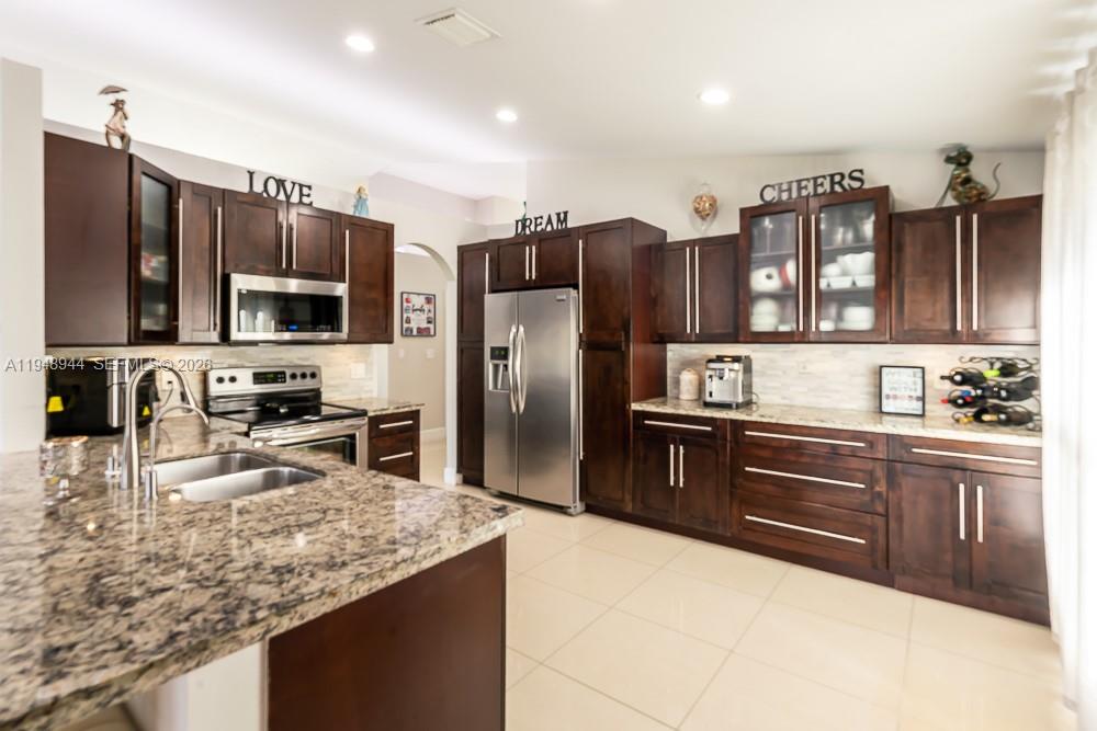 SILVER LAKES PHASE III RE - Residential