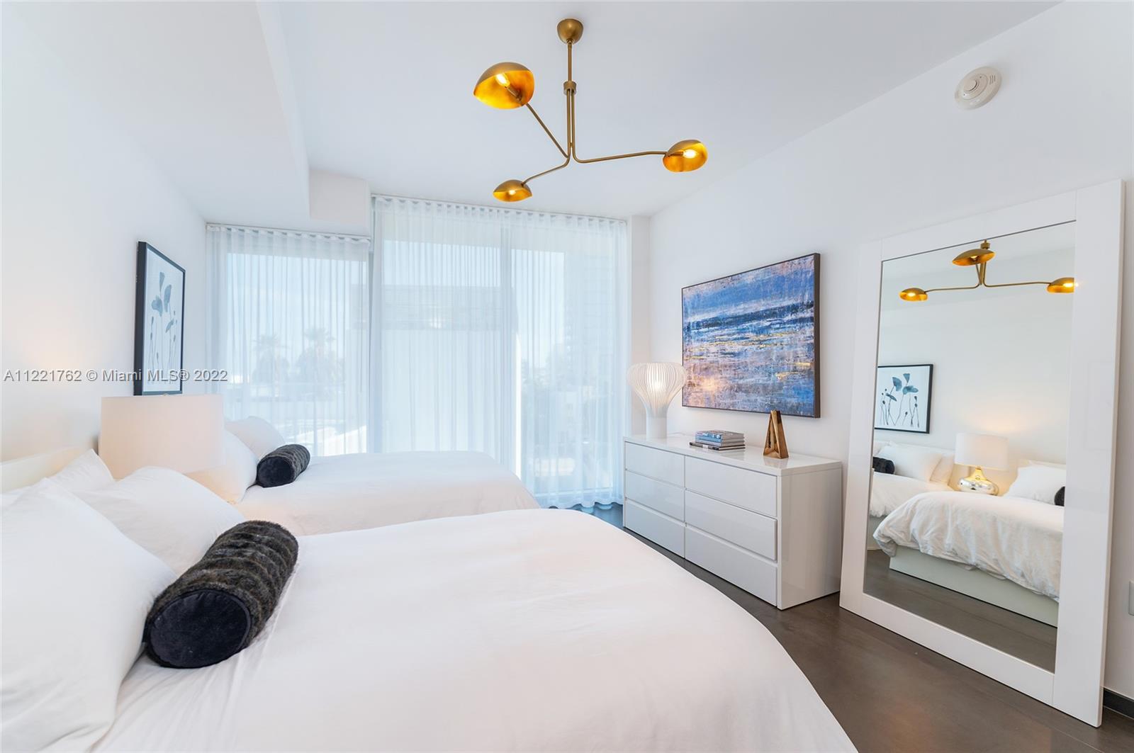 ONE OCEAN CONDO - Residential