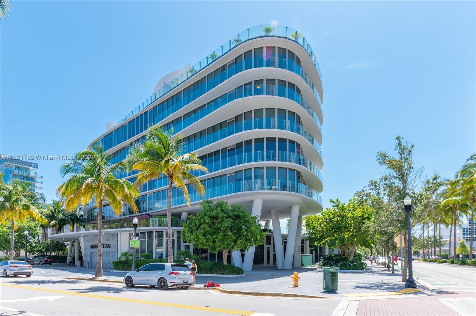 ONE OCEAN CONDO - Residential