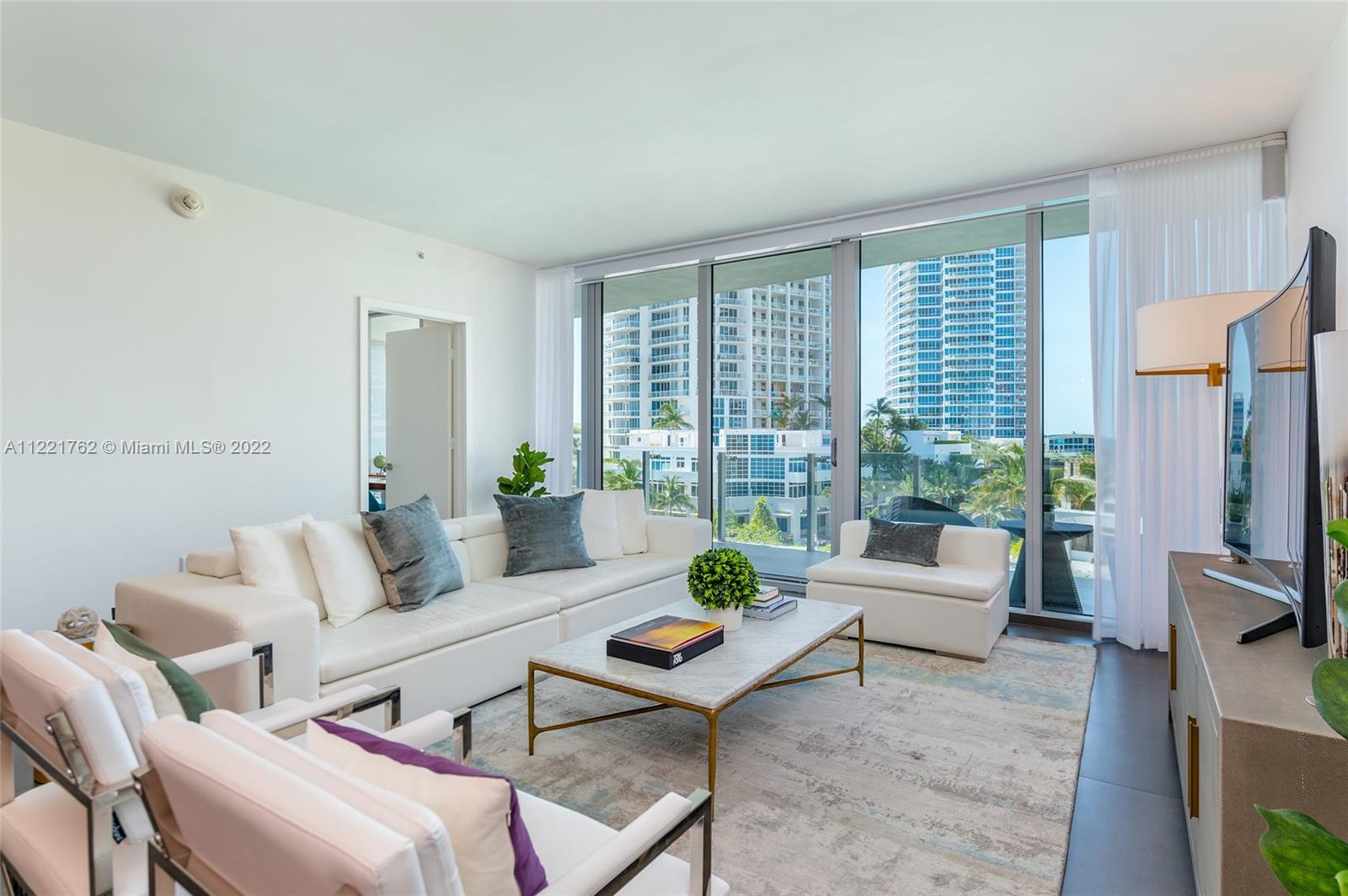 ONE OCEAN CONDO - Residential