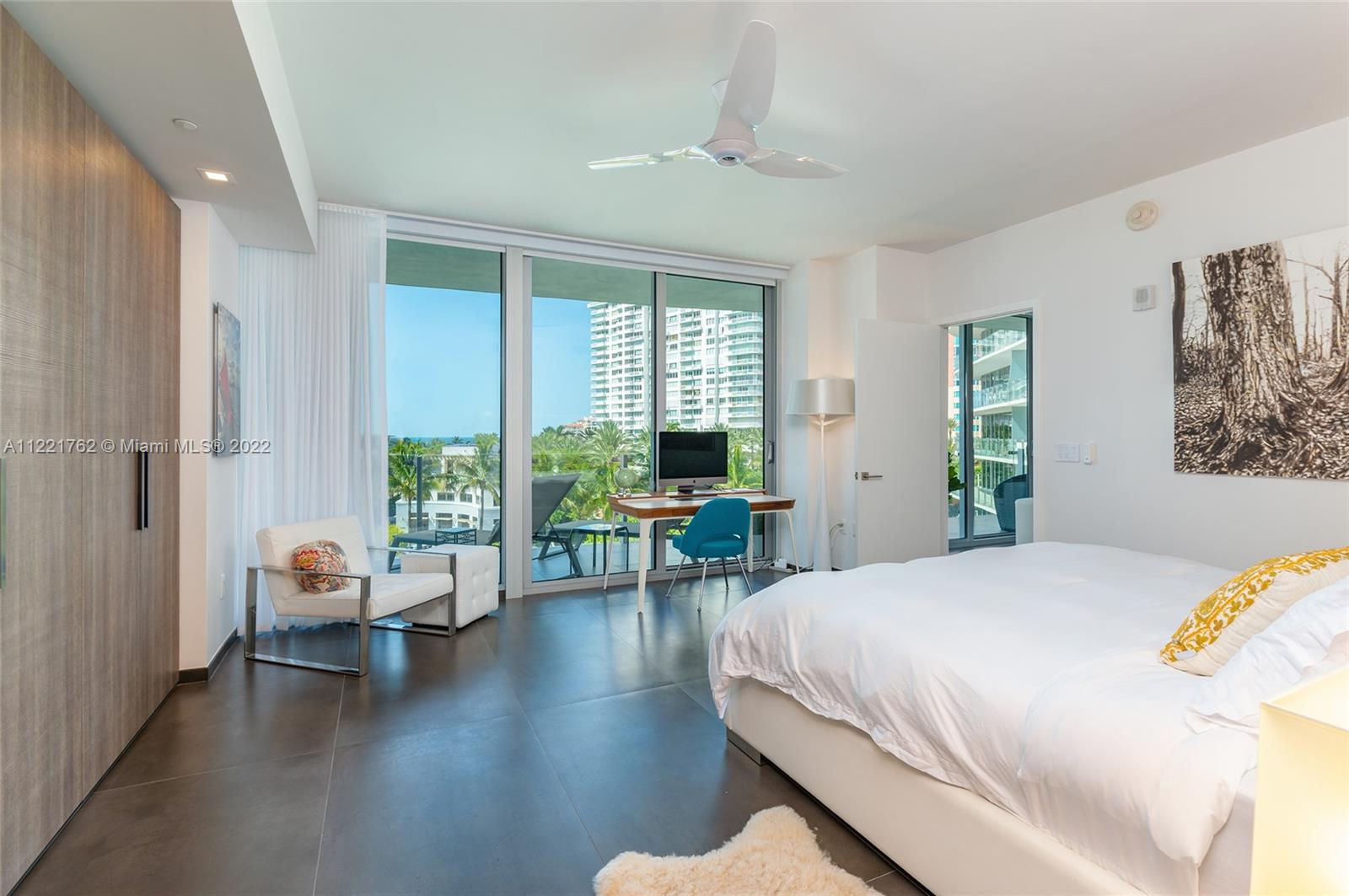 ONE OCEAN CONDO - Residential