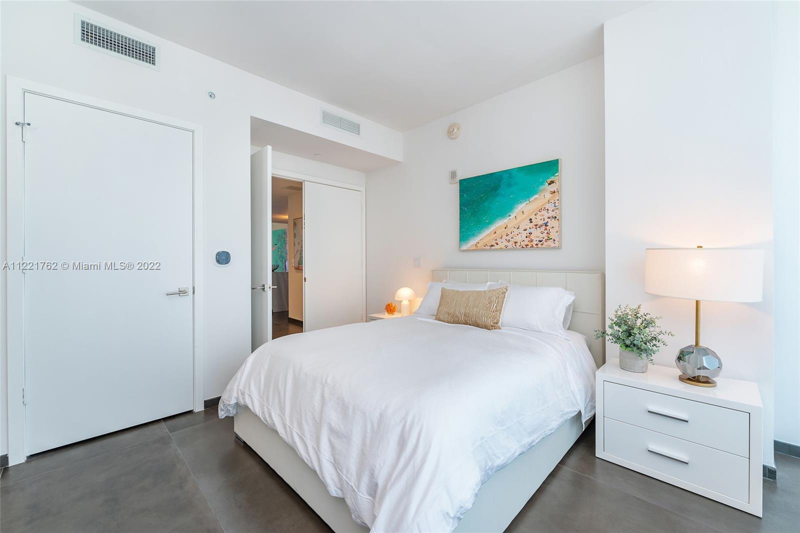 ONE OCEAN CONDO - Residential