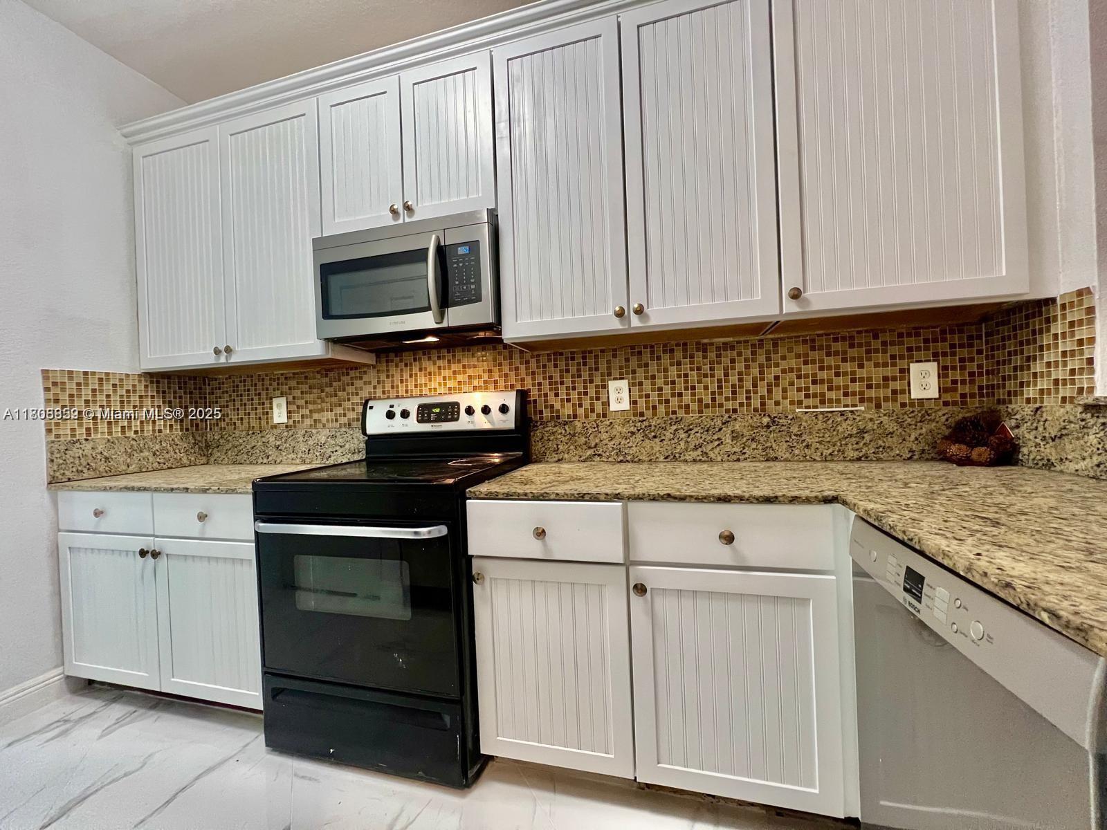 VILLAGE WALK CONDO - Residential Lease