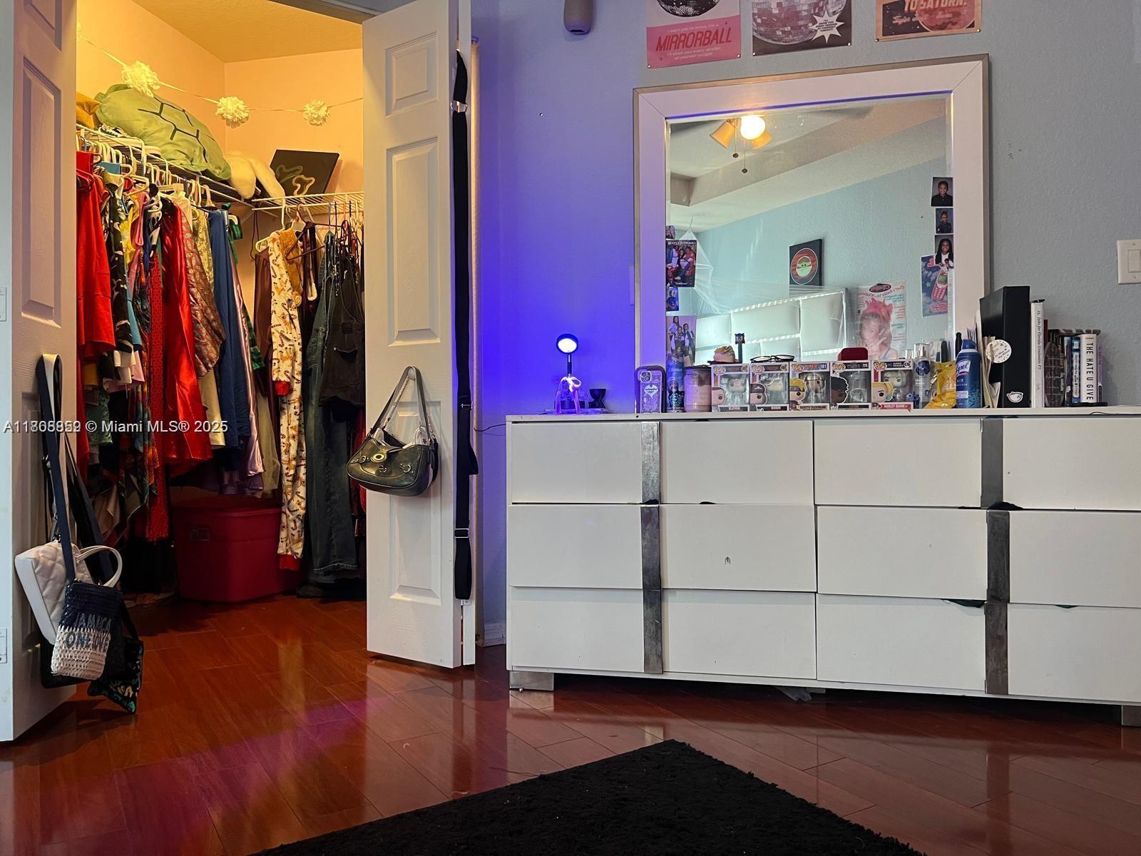 VILLAGE WALK CONDO - Residential Lease