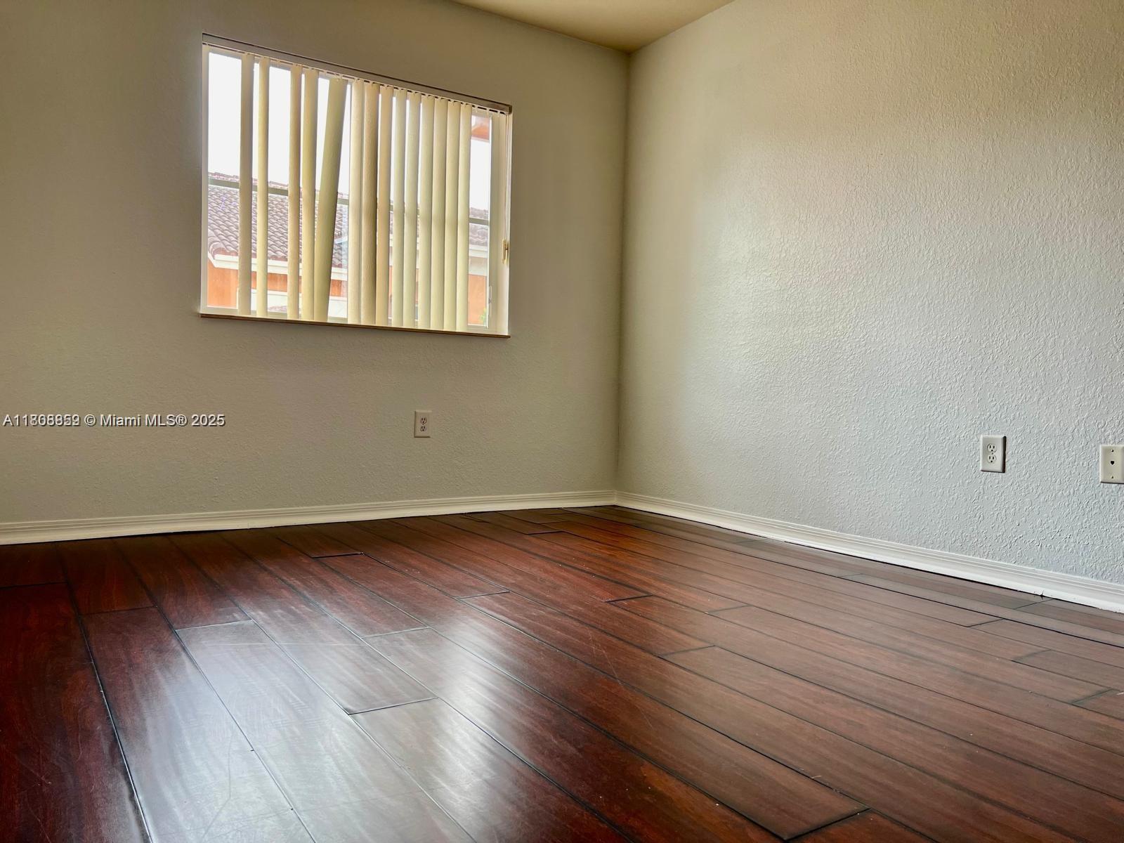VILLAGE WALK CONDO - Residential Lease