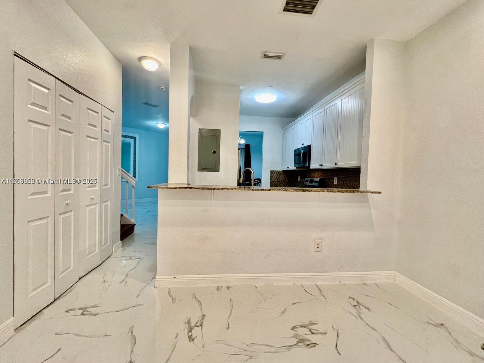 VILLAGE WALK CONDO - Residential Lease