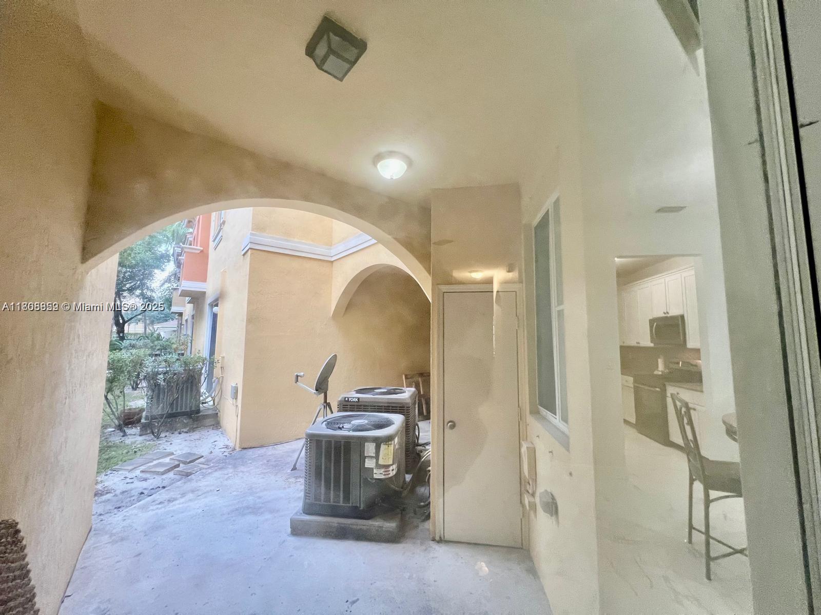VILLAGE WALK CONDO - Residential Lease