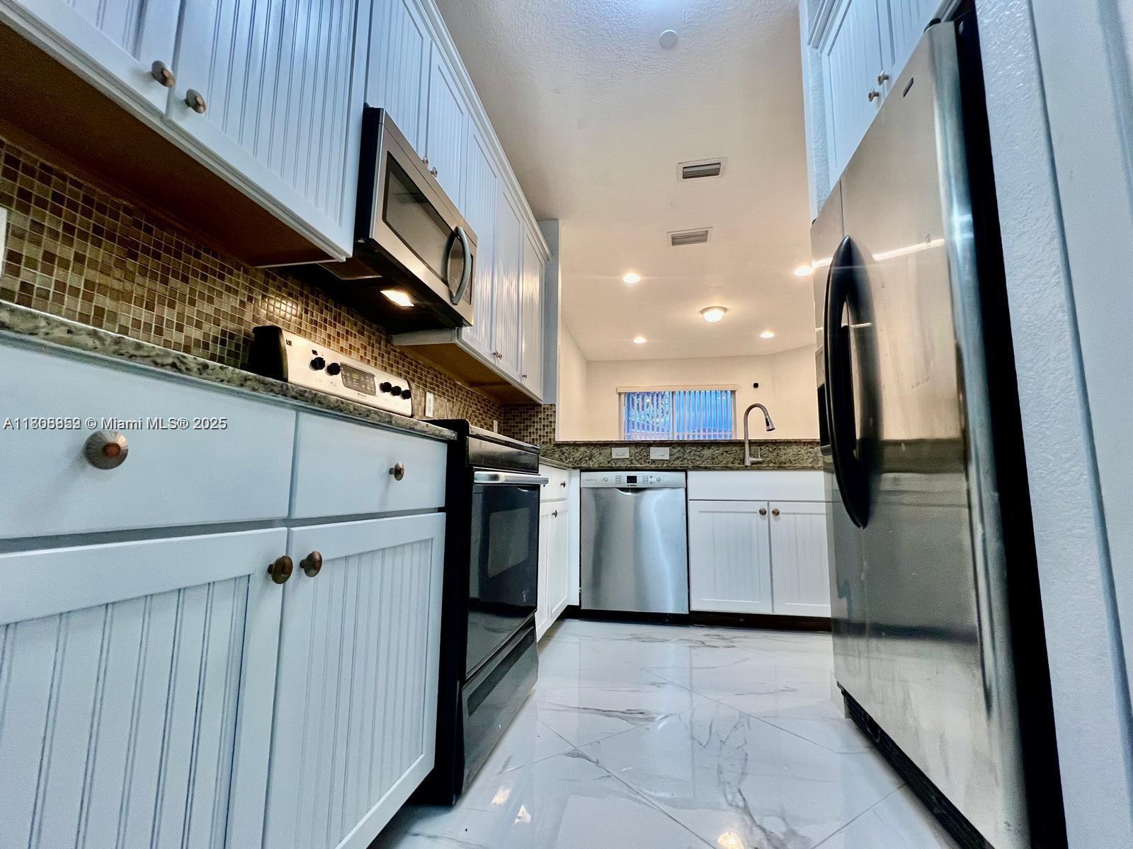 VILLAGE WALK CONDO - Residential Lease