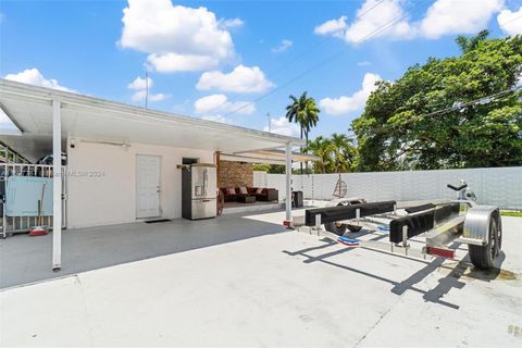 Single Family Residence in Miami FL 525 73rd Ave Ave 21.jpg