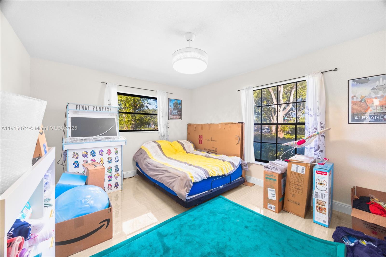 SHADOW WOOD - Residential