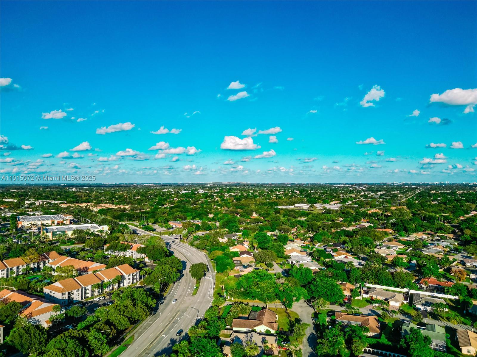 SHADOW WOOD - Residential
