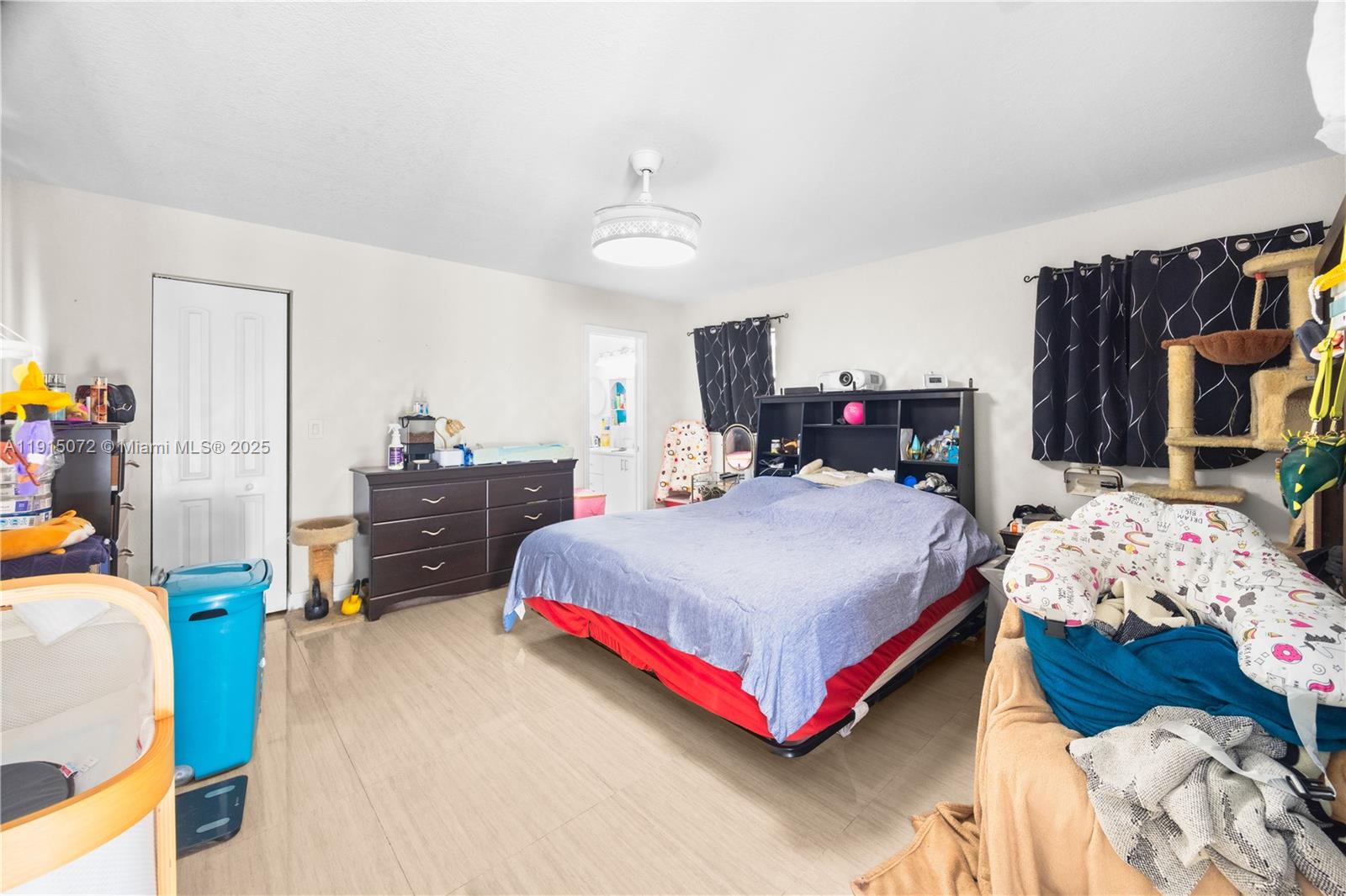 SHADOW WOOD - Residential