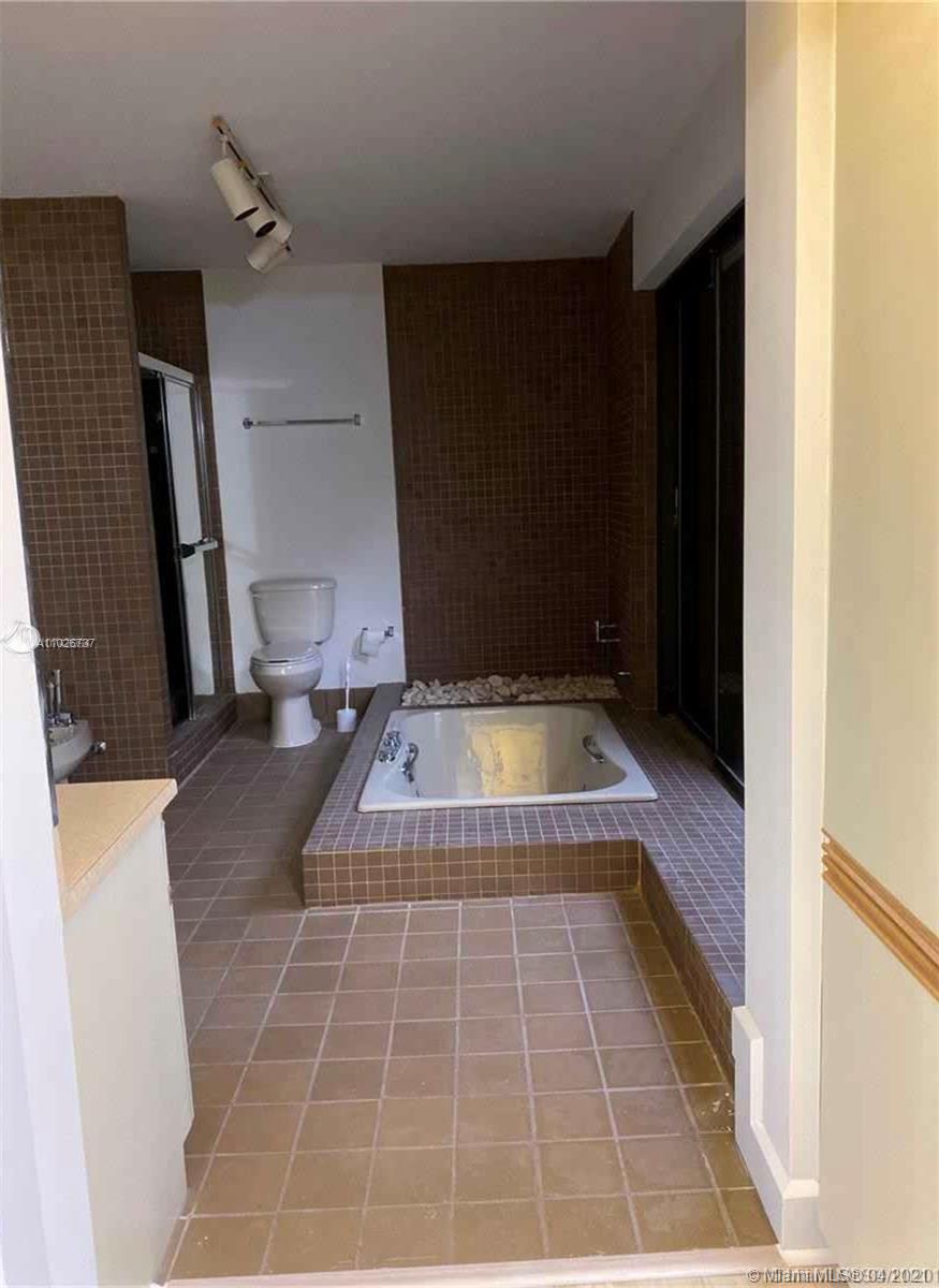 COCHRANE MANOR - Residential Lease