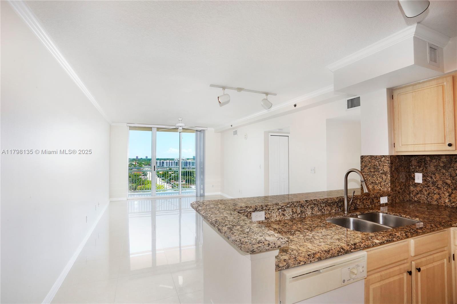 2665 SW 37th Ave 1506