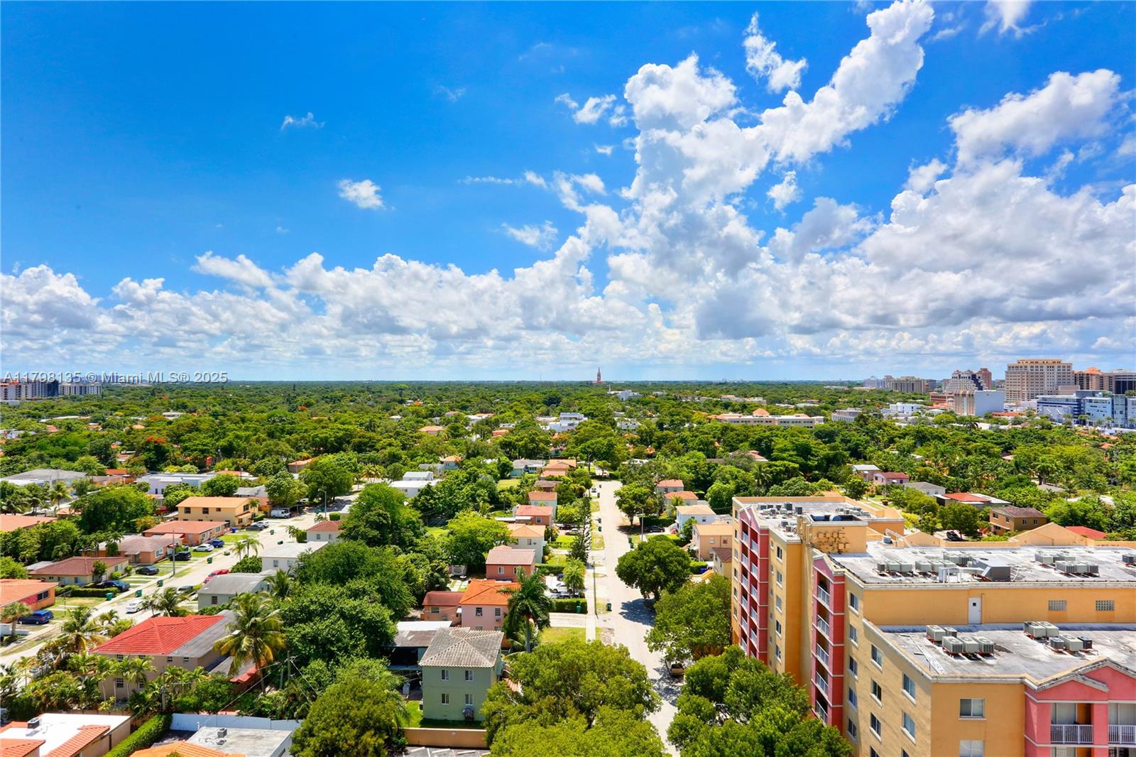 DA VINCI ON DOUGLAS CONDO - Residential