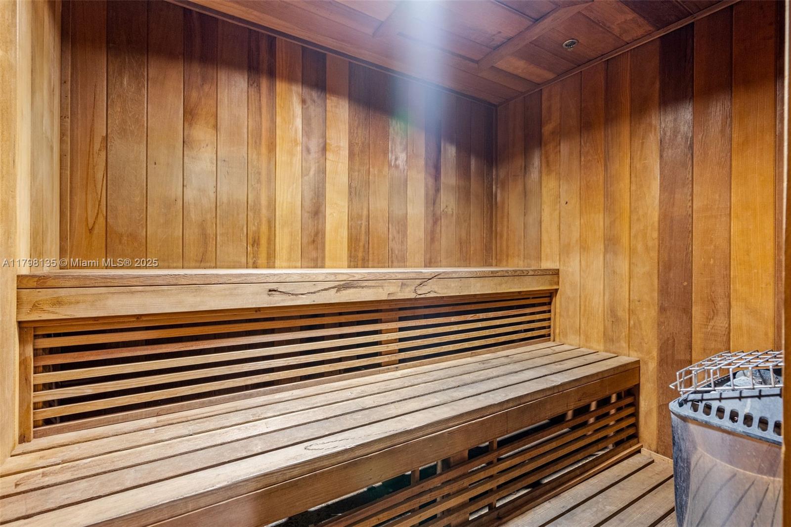 DA VINCI ON DOUGLAS CONDO - Residential