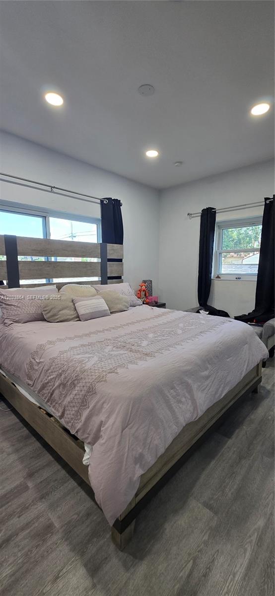 HOLLYWOOD HEIGHTS ESTATES - Residential Lease