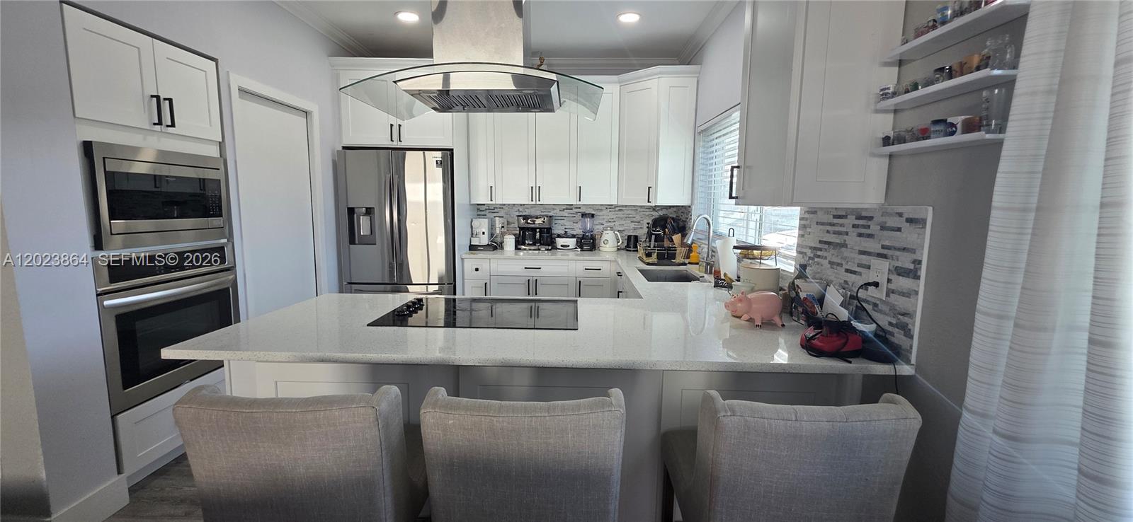 HOLLYWOOD HEIGHTS ESTATES - Residential Lease