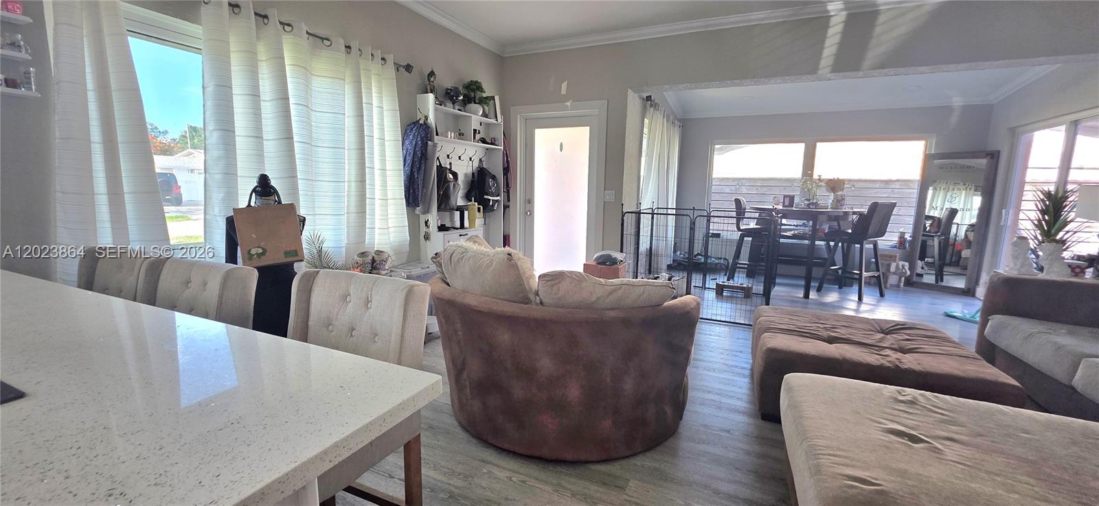 HOLLYWOOD HEIGHTS ESTATES - Residential Lease