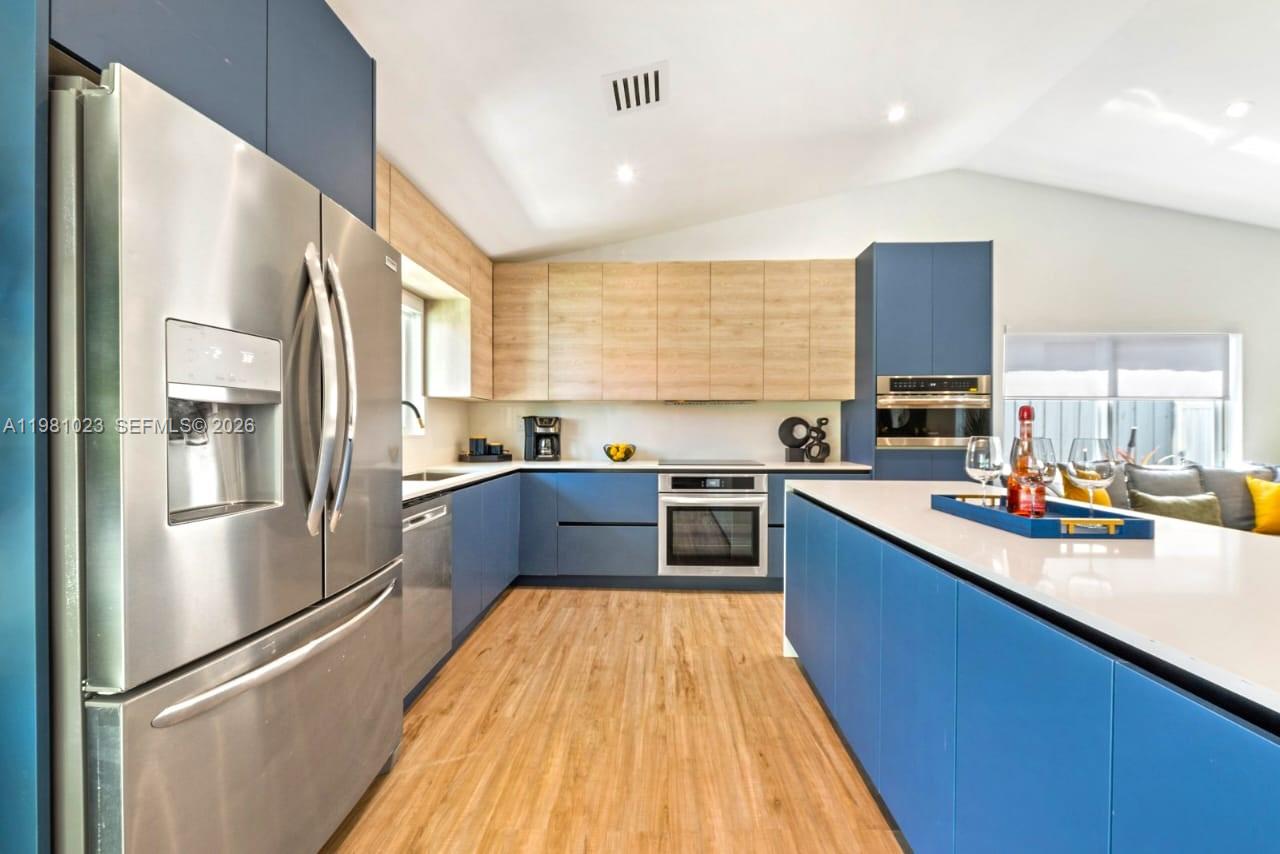 LIMEWOOD GROVE - Residential