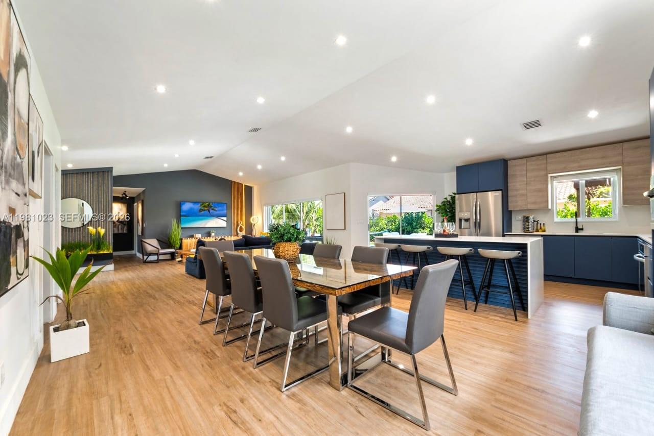 LIMEWOOD GROVE - Residential