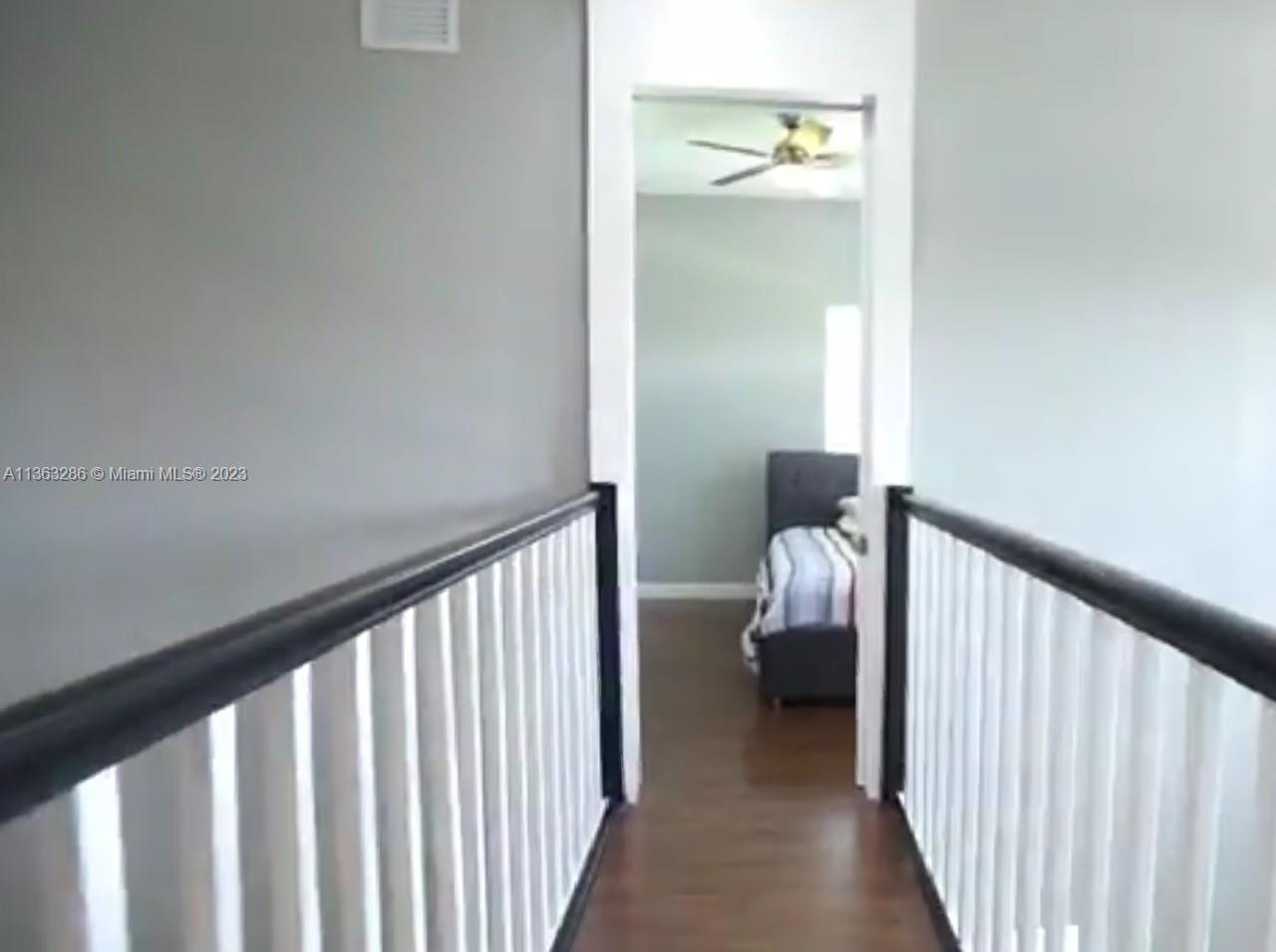 SUNSET LAKES PLAT ONE - Residential Lease