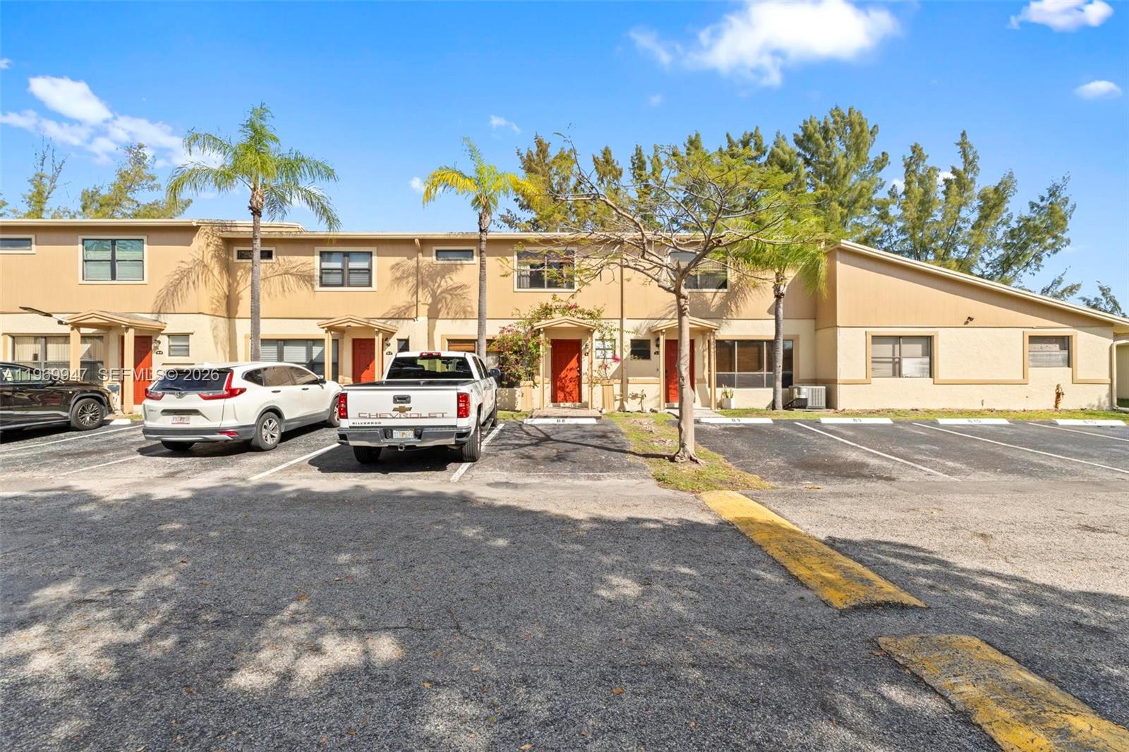 VILLAGE AT BLUE LAKE COND - Residential