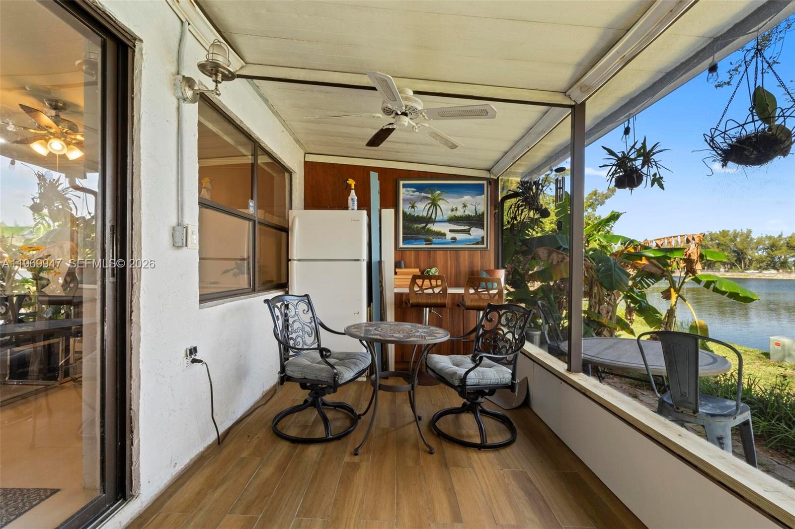 VILLAGE AT BLUE LAKE COND - Residential