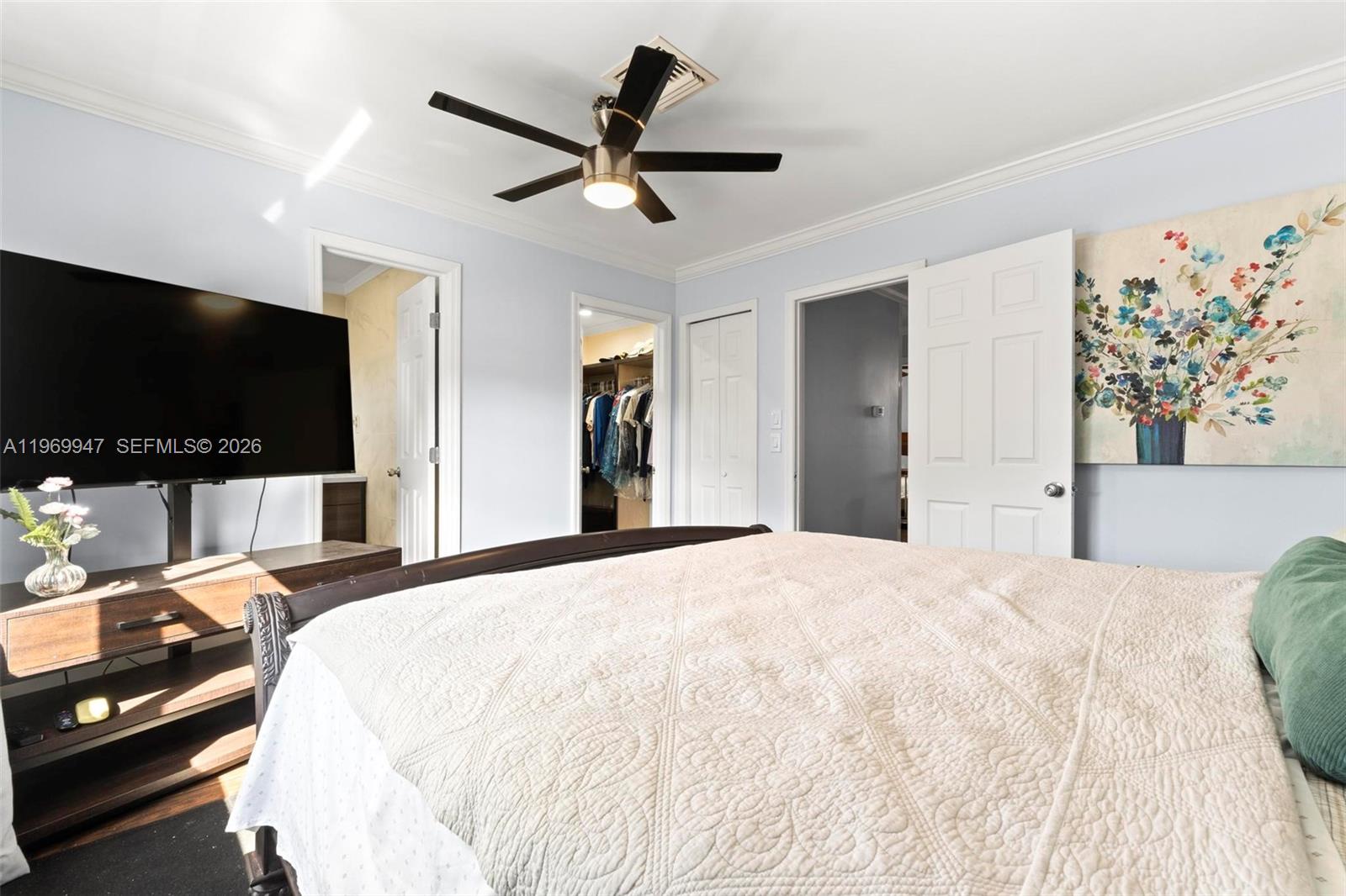 VILLAGE AT BLUE LAKE COND - Residential