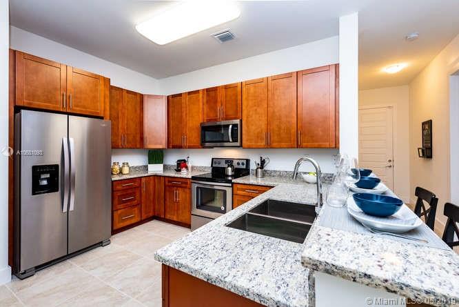 JACQUELINE GARDENS - Residential