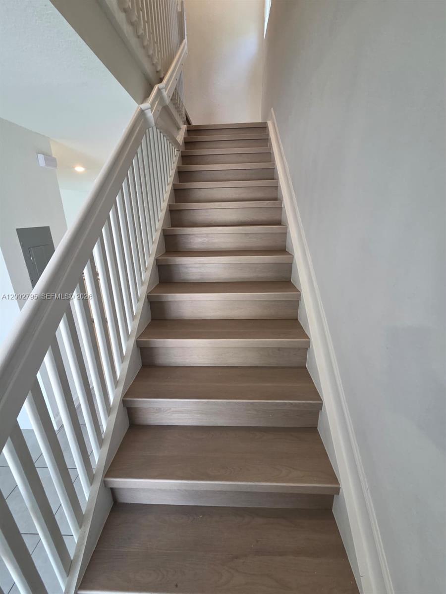 KEYS GATE RESIDENTIAL - Residential Lease