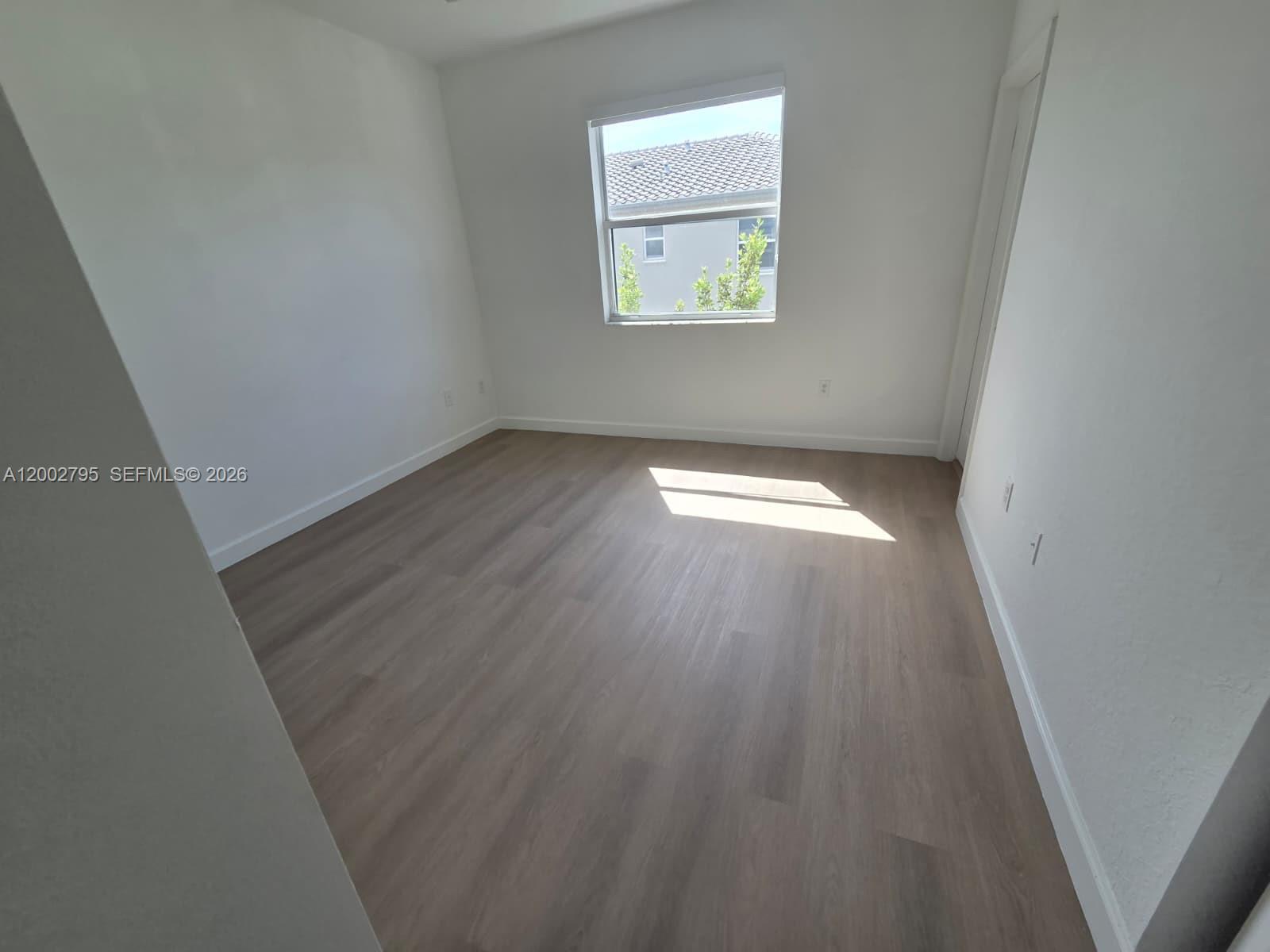 KEYS GATE RESIDENTIAL - Residential Lease