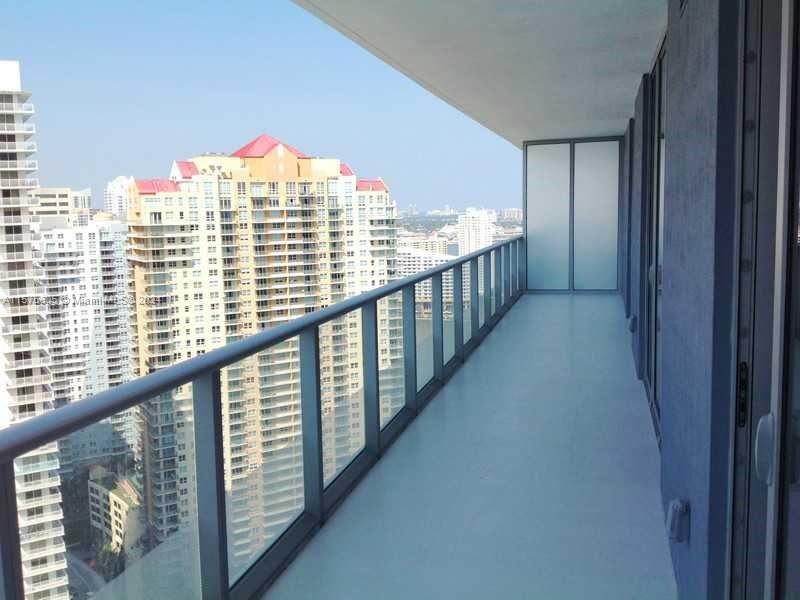1300 BRICKELL BAY DR 3400