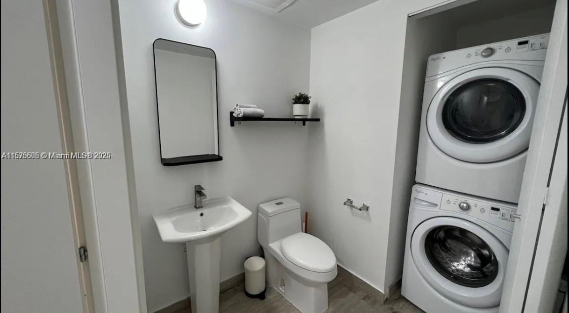 BRICKELL HOUSE - Residential