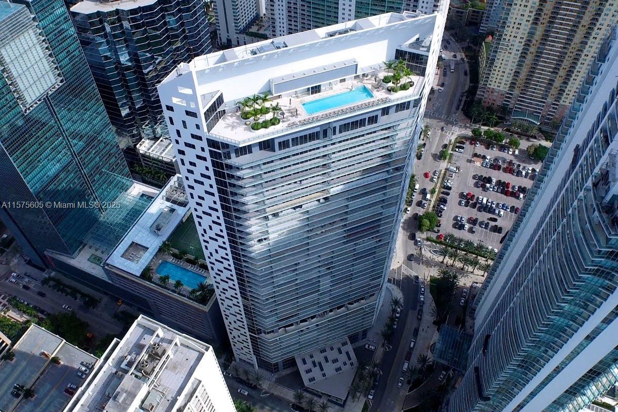 BRICKELL HOUSE - Residential