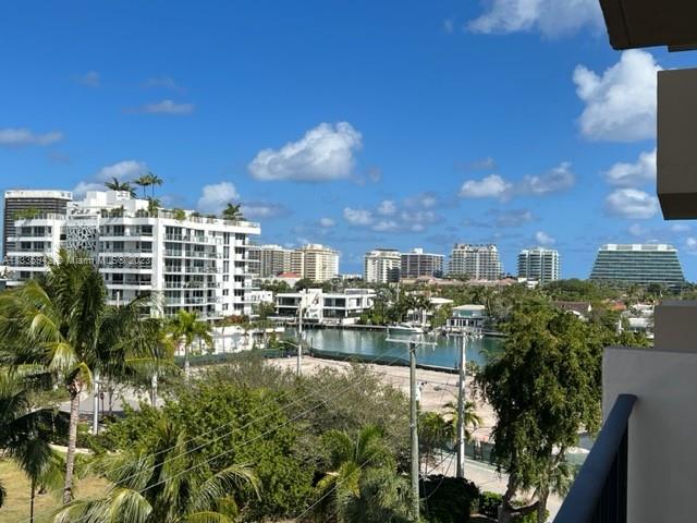 LONGWOOD TOWERS CONDO - Residential Lease