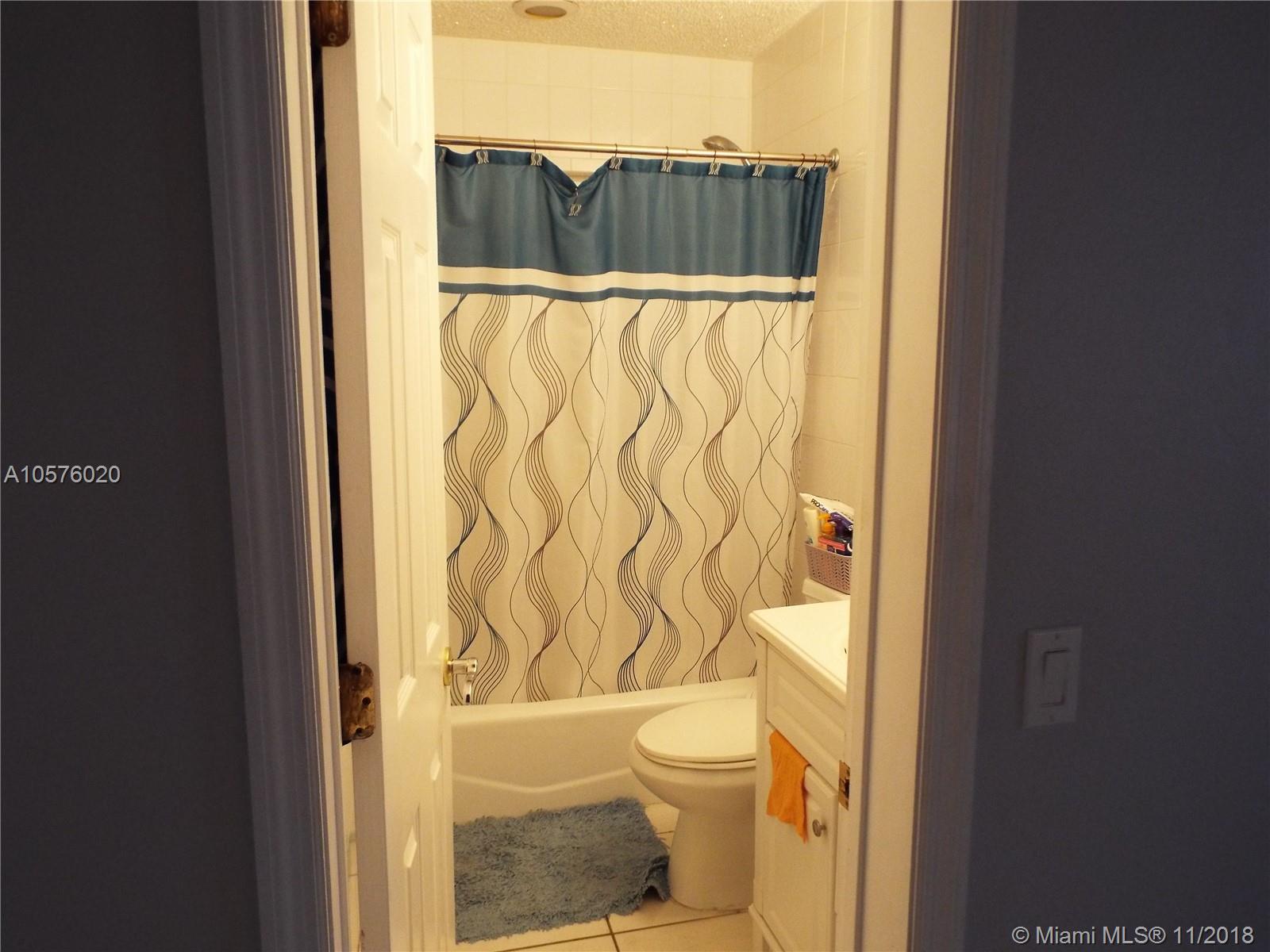 HIALEAH 8TH ADDN REV PL - Residential Income