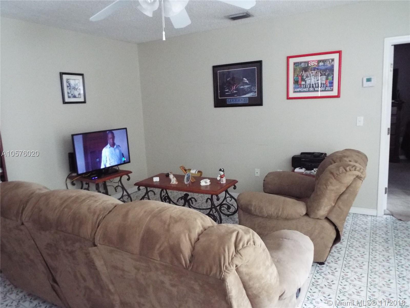 HIALEAH 8TH ADDN REV PL - Residential Income