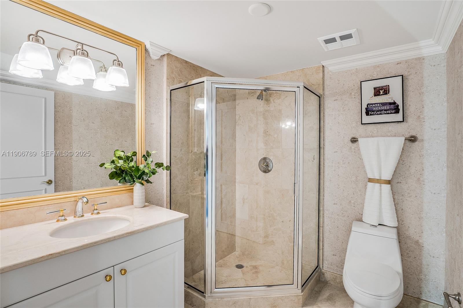 HAMPTONS SOUTH CONDO - Residential