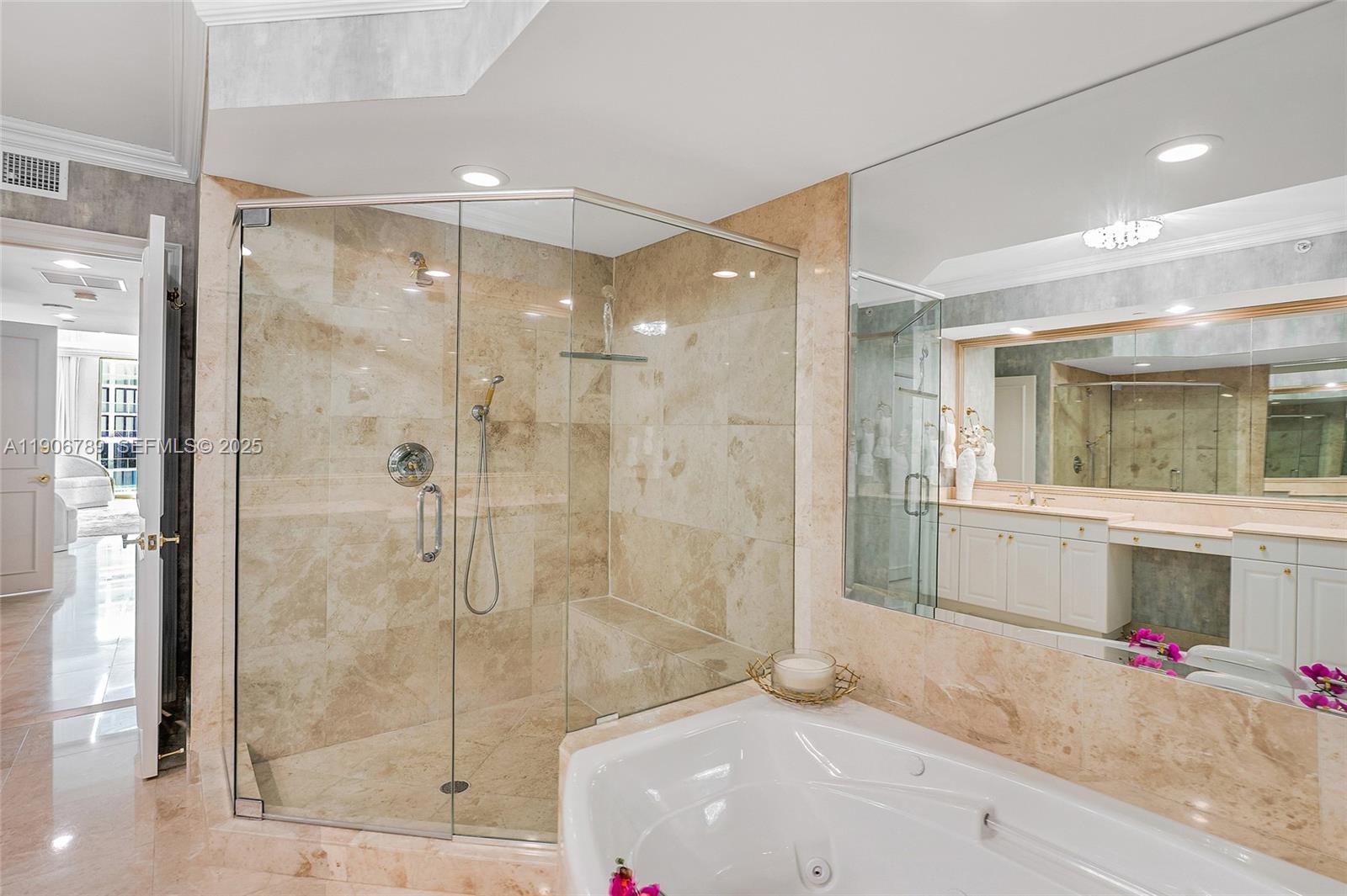 HAMPTONS SOUTH CONDO - Residential