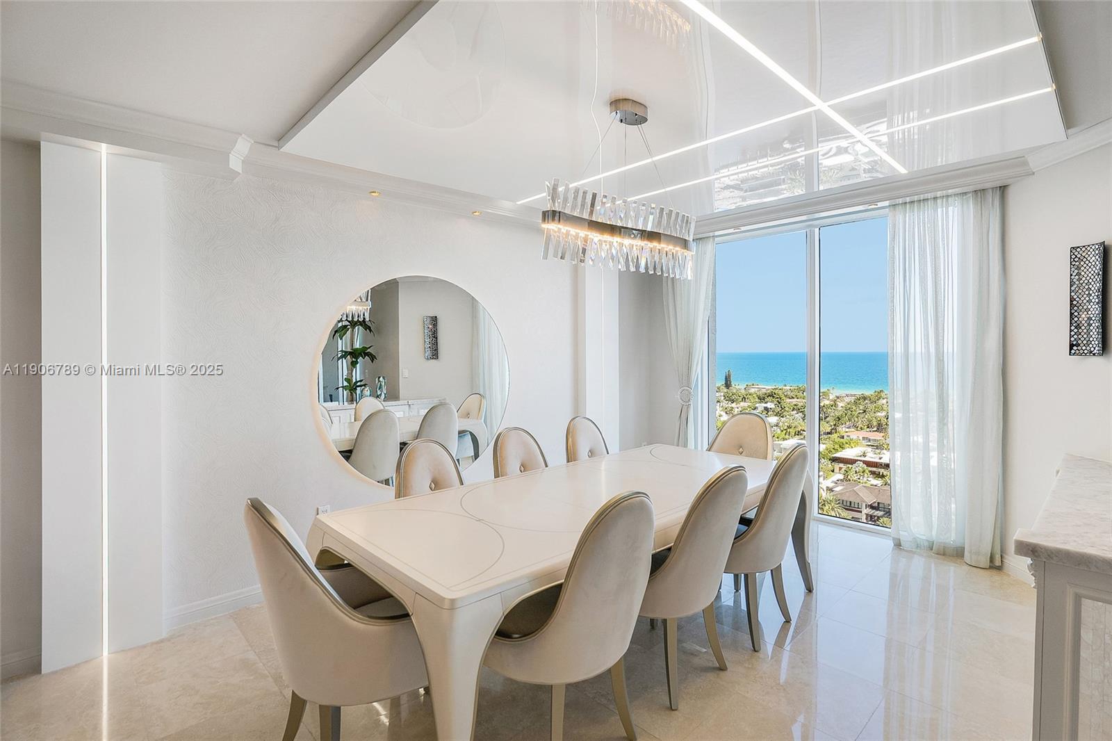 HAMPTONS SOUTH CONDO - Residential