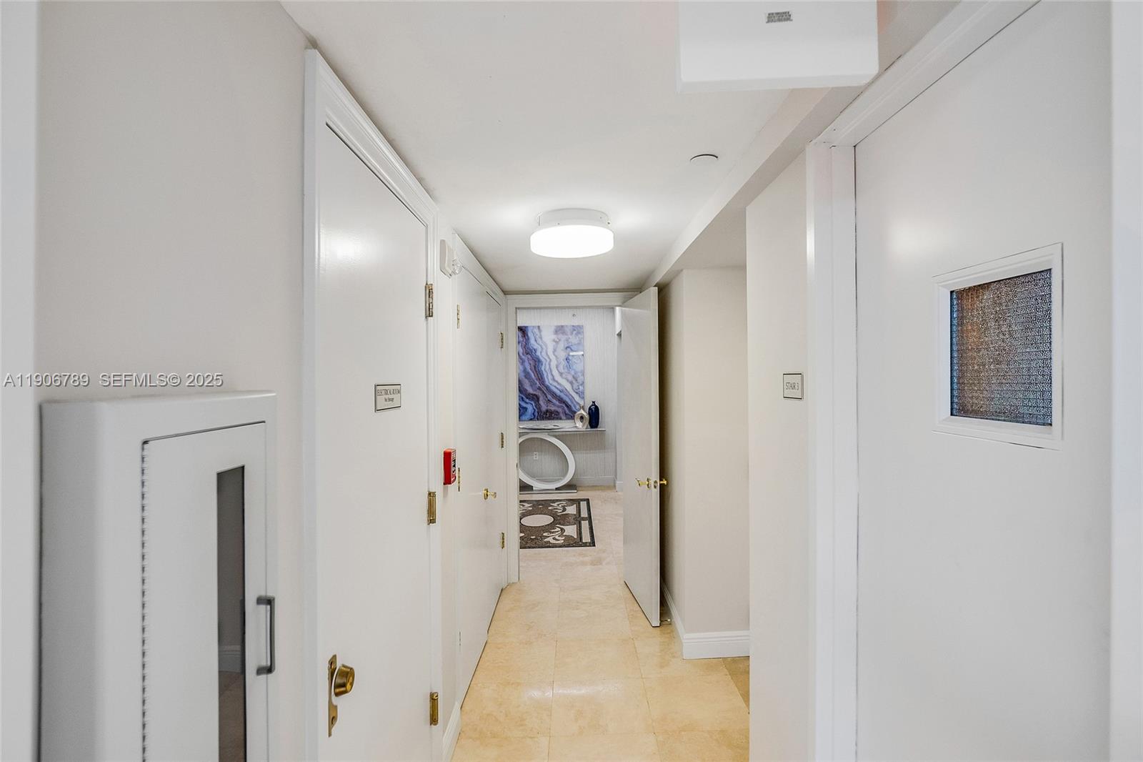 HAMPTONS SOUTH CONDO - Residential