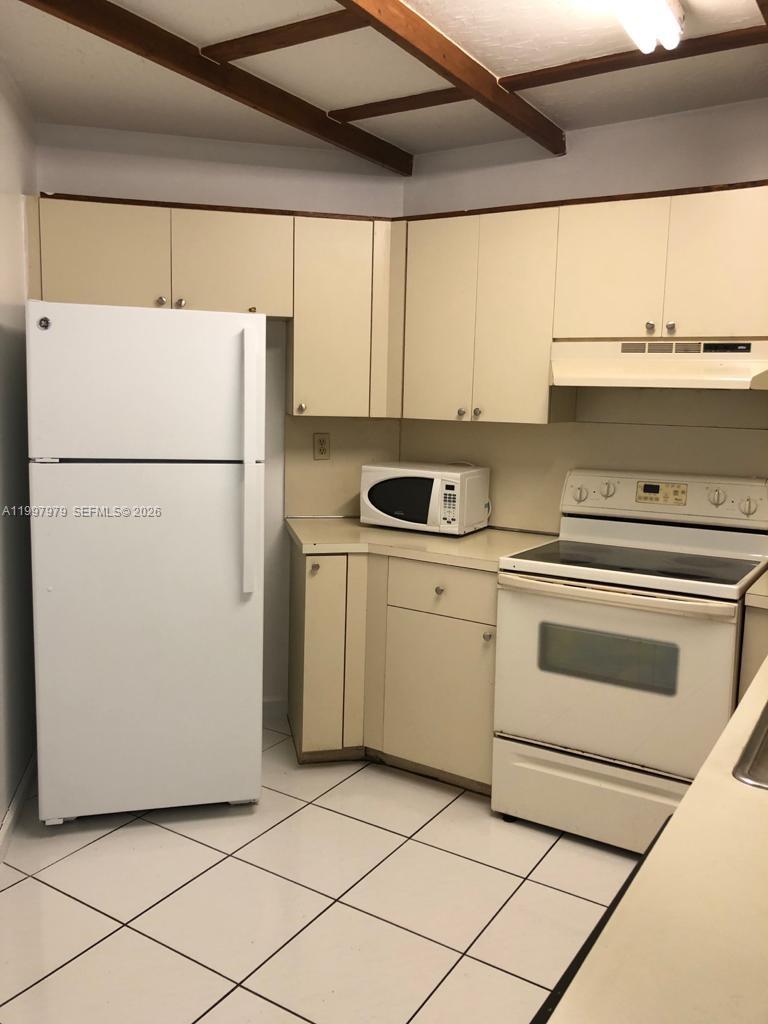 WEST FONTAINE CONDO - Residential Lease