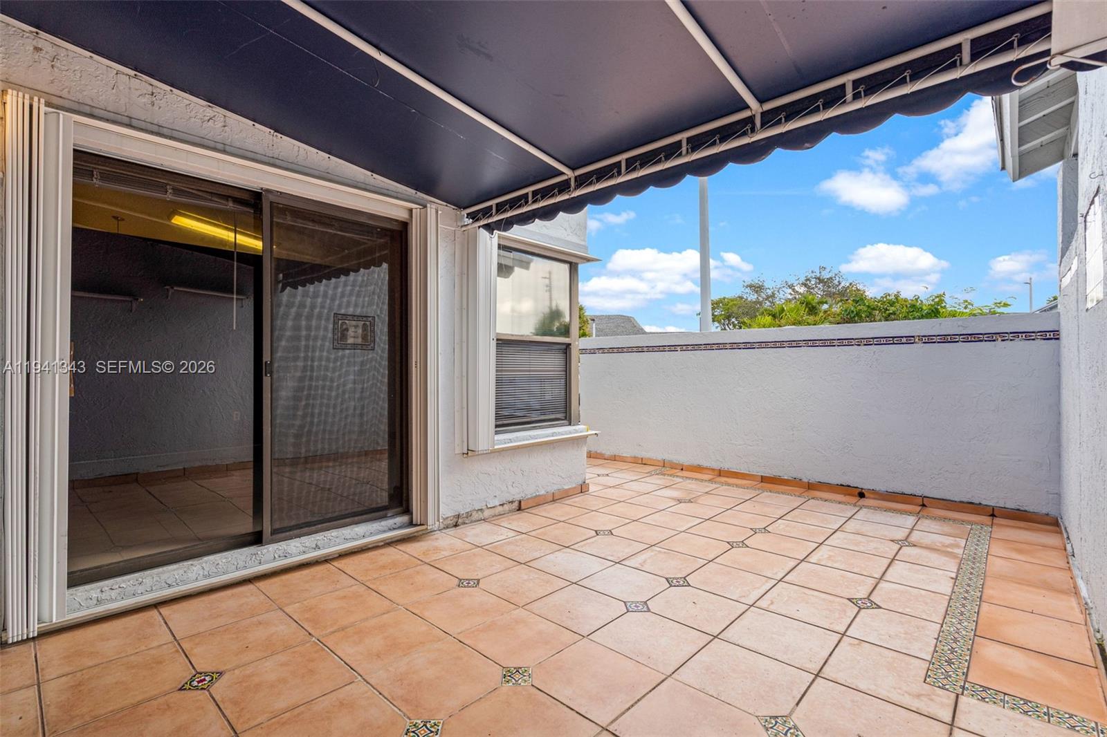 WESTWIND LAKES GARDEN - Residential