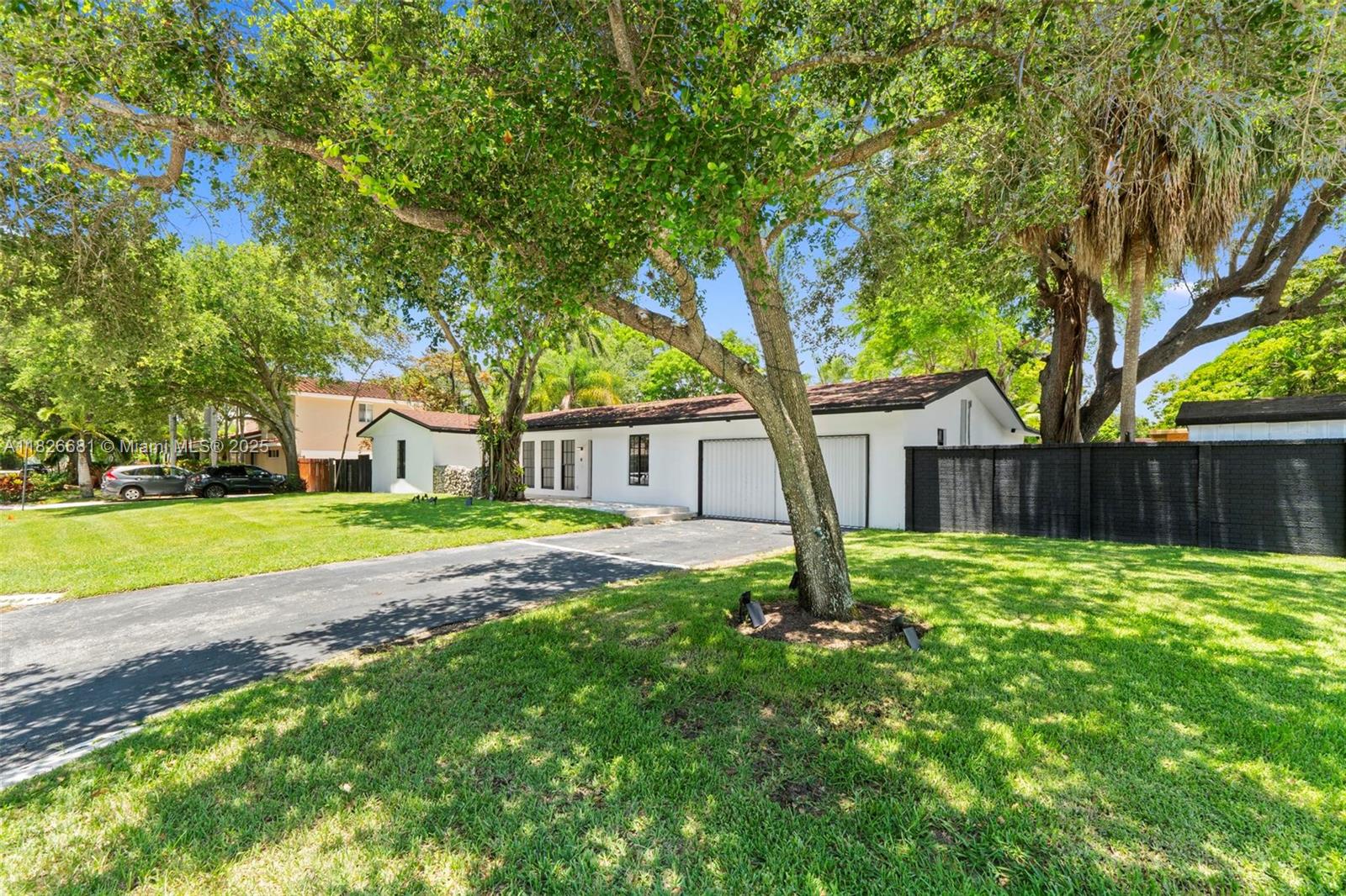 EASTGROVE EAST - Residential