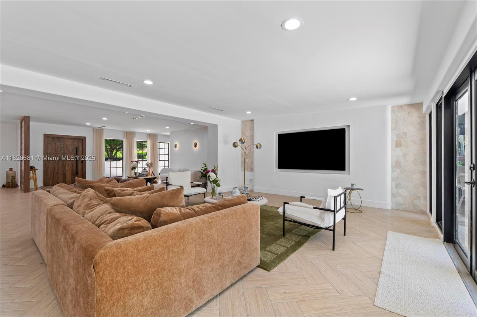 EASTGROVE EAST - Residential