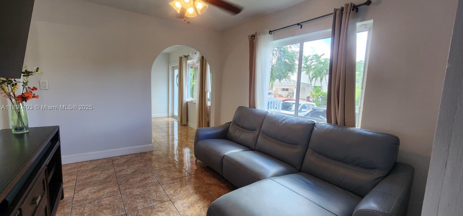 GABLES VIEW - Residential Income