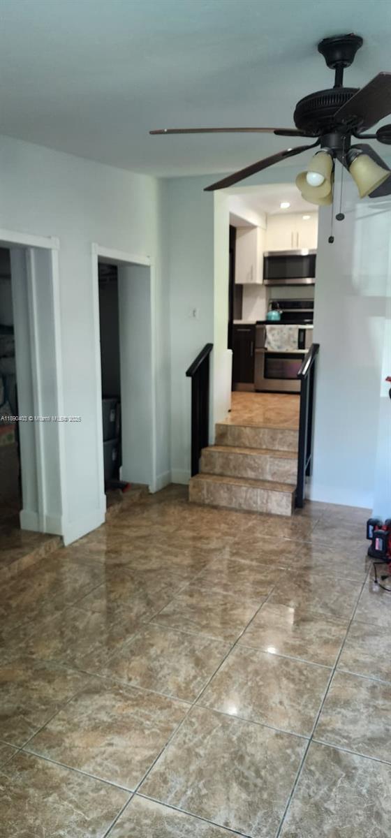 GABLES VIEW - Residential Income