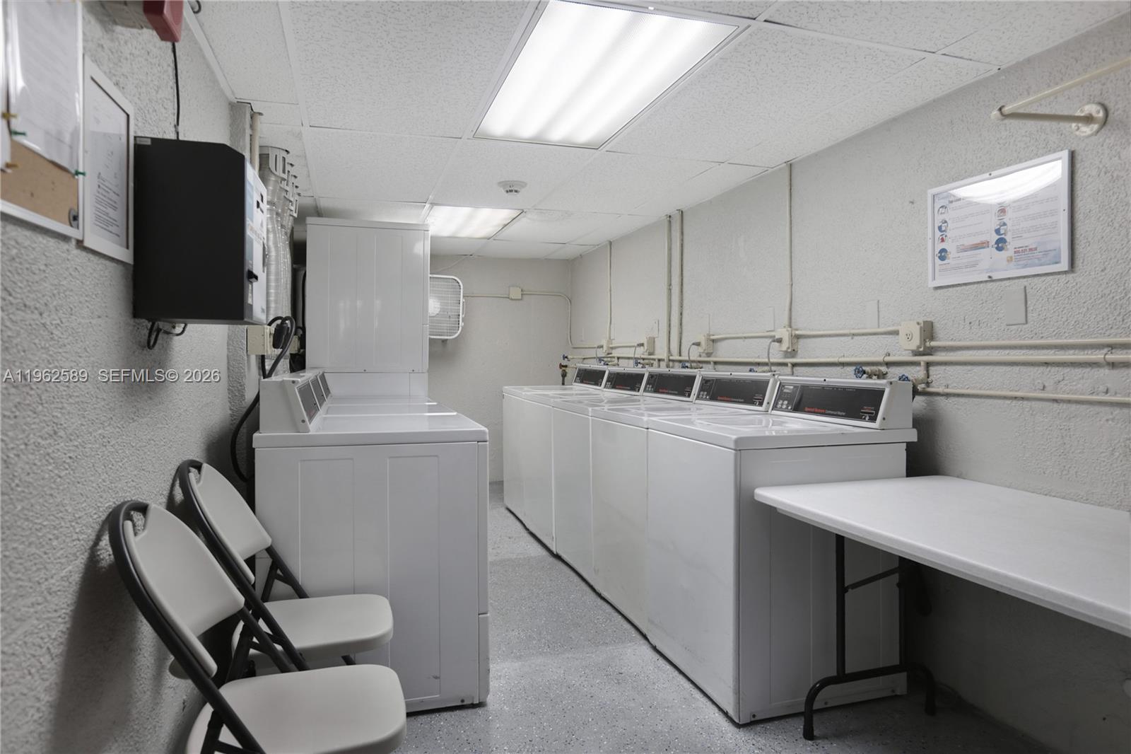 BAYVIEW CONDO - Residential